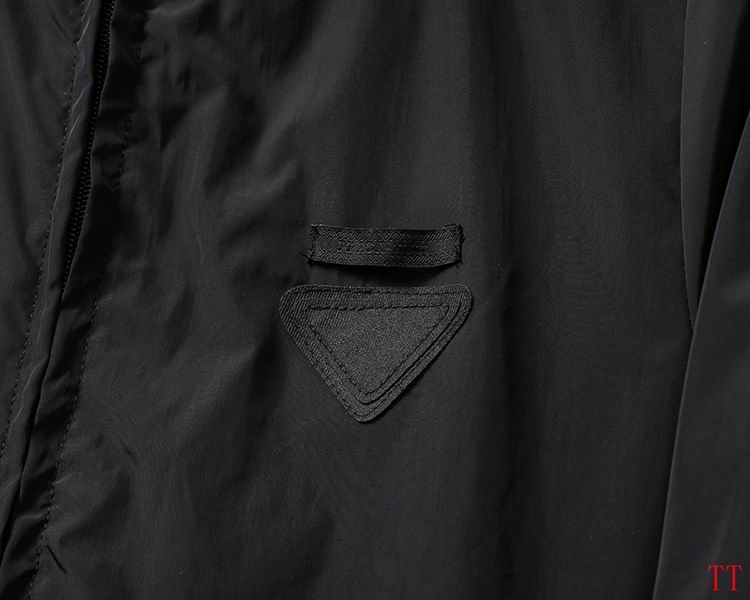 Prada M-3XL 20tr43